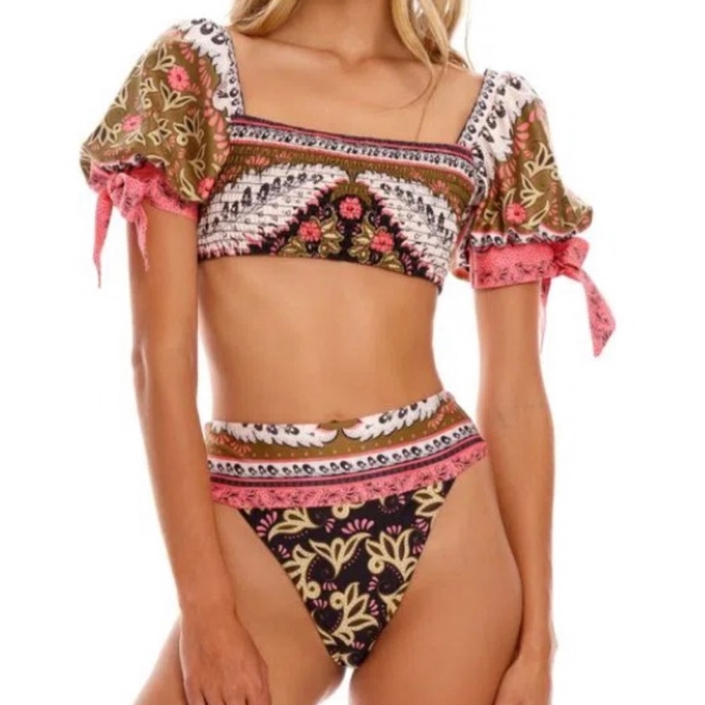 Agua bendita swimsuit TOP + Bottom.  Eileen Antiq Smocked Bikini
